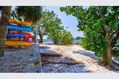 2 Grove Isle Dr #B1210, Miami, FL 33133 - Photo 35