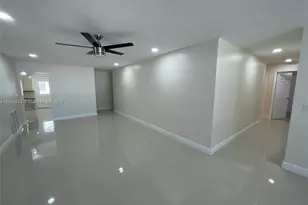 5181 NE 17th Ave, Pompano Beach, FL 33064 - Photo 5