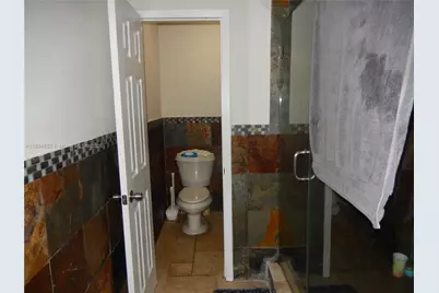 16000 Kilmarnock Dr, Miami Lakes, FL 33014 - Photo 21