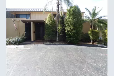 16000 Kilmarnock Dr, Miami Lakes, FL 33014 - Photo 3