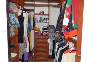 16000 Kilmarnock Dr, Miami Lakes, FL 33014 - Photo 19