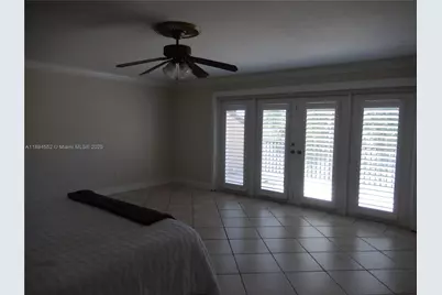 16000 Kilmarnock Dr, Miami Lakes, FL 33014 - Photo 17