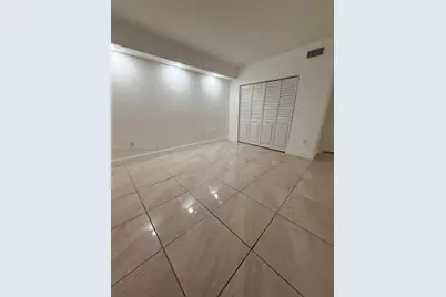 5091 NW 7th St #1009, Miami, FL 33126 - Photo 7