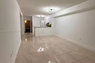 5091 NW 7th St, Miami, FL 33126 - Photo 5