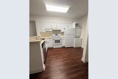 5091 NW 7th St #803, Miami, FL 33126 - Photo 3