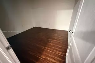 5091 NW 7th St, Miami, FL 33126 - Photo 9