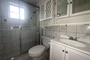 1250 W 26th Pl, Hialeah, FL 33010 - Photo 13