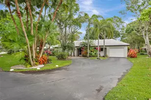 1128 W Cypress Dr, Pompano Beach, FL 33069 - Photo 39