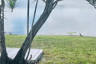 1010 SW 99th Ave, Pembroke Pines, FL 33025 - Photo 21