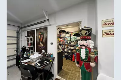 4934 NW 94th Doral Pl, Doral, FL 33178 - Photo 27