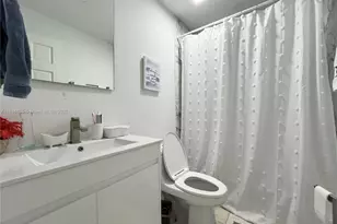 4934 NW 94th Doral Pl, Doral, FL 33178 - Photo 9