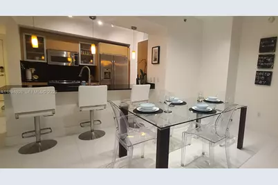 950 Brickell Bay Dr #3610, Miami, FL 33131 - Photo 9