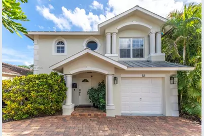 12 NE 26th St, Wilton Manors, FL 33305 - Photo 1