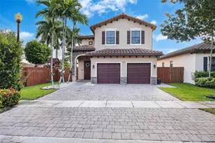 415 SE 34th Terrace, Homestead, FL 33033 - Photo 1