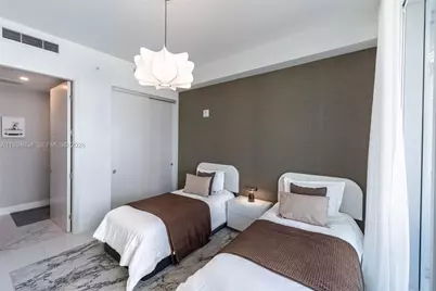 17550 Collins Ave #703, Sunny Isles Beach, FL 33160 - Photo 25