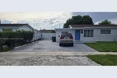 7160 W 10th Ave, Hialeah, FL 33014 - Photo 3