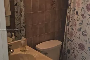 7160 W 10th Ave, Hialeah, FL 33014 - Photo 35