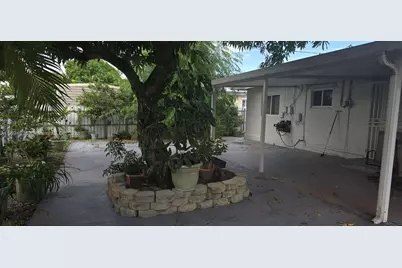 7160 W 10th Ave, Hialeah, FL 33014 - Photo 45