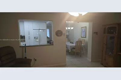 7160 W 10th Ave, Hialeah, FL 33014 - Photo 15