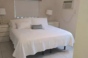 7160 W 10th Ave, Hialeah, FL 33014 - Photo 23