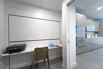 1000 Venetian Way #1006, Miami, FL 33139 - Photo 15