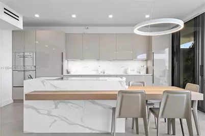 1000 Venetian Way #1006, Miami, FL 33139 - Photo 7