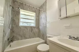 206 SE 9th Ct, Hallandale Beach, FL 33009 - Photo 7