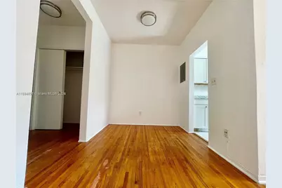 780 81st St #9, Miami Beach, FL 33141 - Photo 5