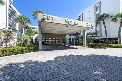 201 178th Dr #537, Sunny Isles Beach, FL 33160 - Photo 3