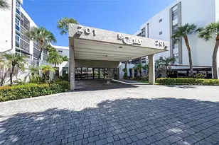 201 178th Dr, Sunny Isles Beach, FL 33160 - Photo 3