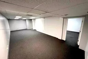 2727 E Oakland Park Blvd, Fort Lauderdale, FL 33306 - Photo 1