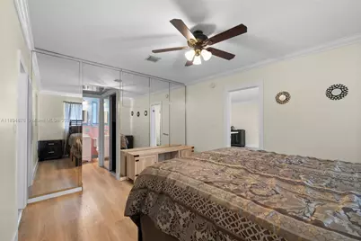 1271 NW 87th St, Miami, FL 33147 - Photo 15