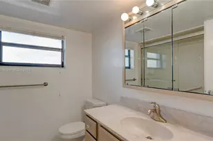 2301 S Ocean Dr, Hollywood, FL 33019 - Photo 13