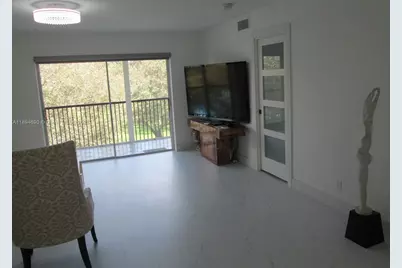 150 S Hollybrook Ter #303, Pembroke Pines, FL 33025 - Photo 11