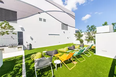 1010 Brickell Ave #1607, Miami, FL 33131 - Photo 25