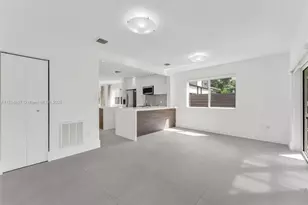 2924 Bridgeport Ave, Miami, FL 33133 - Photo 9