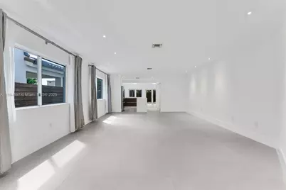 2924 Bridgeport Ave, Miami, FL 33133 - Photo 5