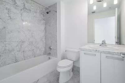 253 NE 2nd St #3902, Miami, FL 33132 - Photo 23