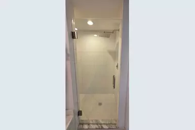 55 SE 6th St #4004, Miami, FL 33131 - Photo 7