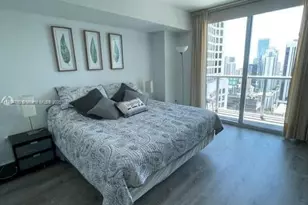 55 SE 6th St, Miami, FL 33131 - Photo 5