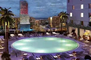 55 SE 6th St, Miami, FL 33131 - Photo 11