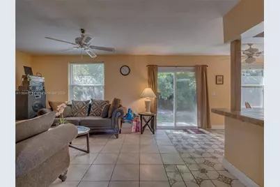 4233 NW 38th Ave, Lauderdale Lakes, FL 33309 - Photo 43