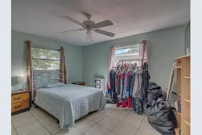 4233 NW 38th Ave, Lauderdale Lakes, FL 33309 - Photo 7