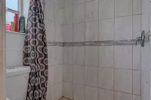 4233 NW 38th Ave, Lauderdale Lakes, FL 33309 - Photo 19