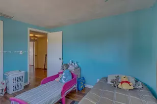 4233 NW 38th Ave, Lauderdale Lakes, FL 33309 - Photo 25