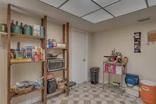 4233 NW 38th Ave, Lauderdale Lakes, FL 33309 - Photo 57