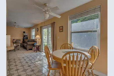 4233 NW 38th Ave, Lauderdale Lakes, FL 33309 - Photo 51