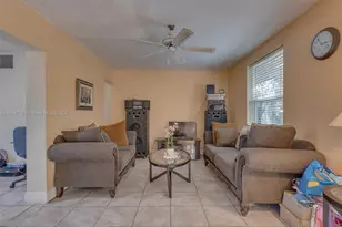 4233 NW 38th Ave, Lauderdale Lakes, FL 33309 - Photo 45