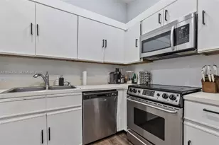 306 Republic Ct, Deerfield Beach, FL 33442 - Photo 15