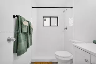 13210 Memorial Hwy, North Miami, FL 33161 - Photo 35